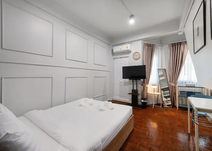 فيلة Katie House Sukumvit 10 Pax