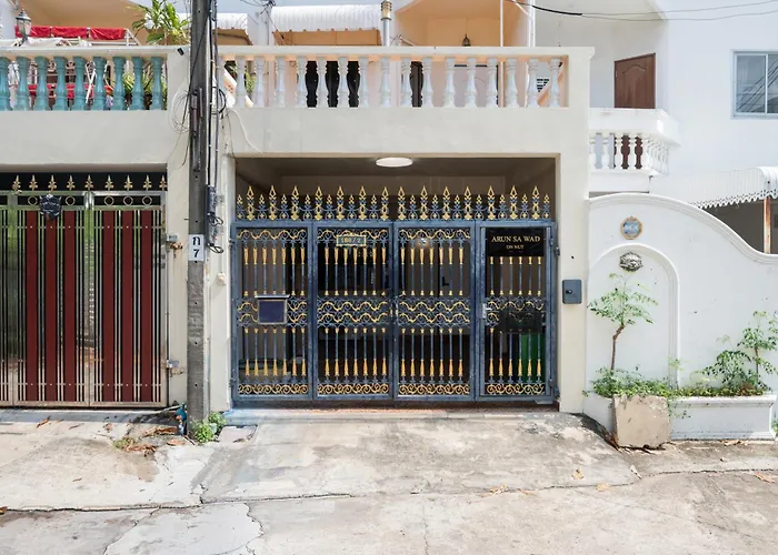 فيلة Katie House Sukumvit 10 Pax بانكوك